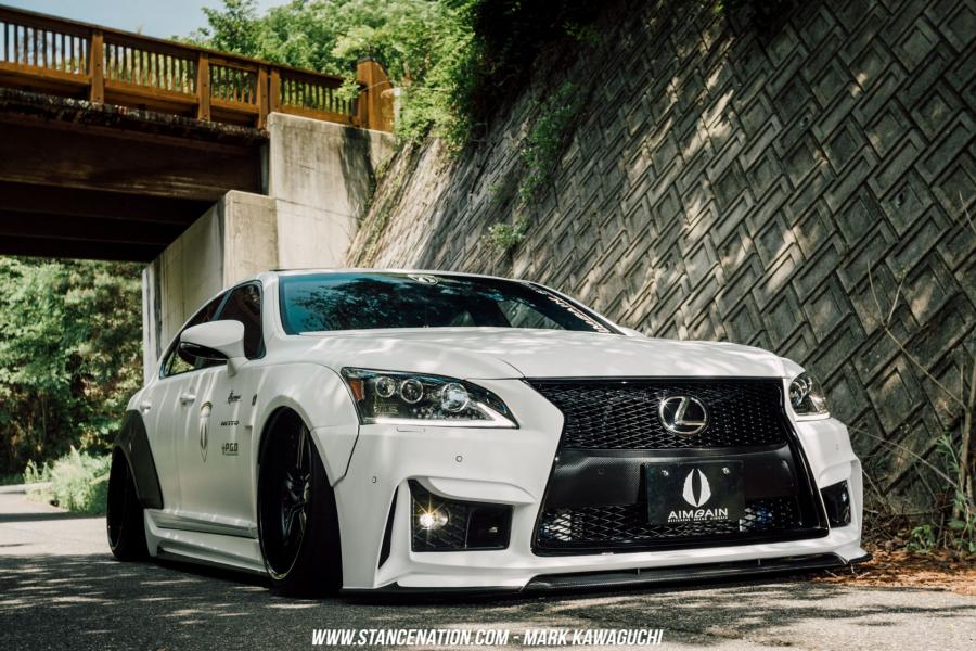  Lexus LS460 GT-VIP by Aimgain 2014 года  (фото 5 из 21)